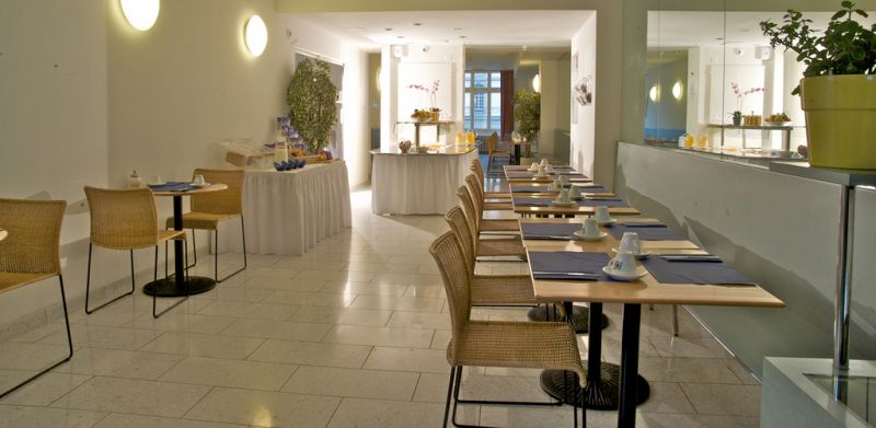 Hotel City Am  Banhof 3*